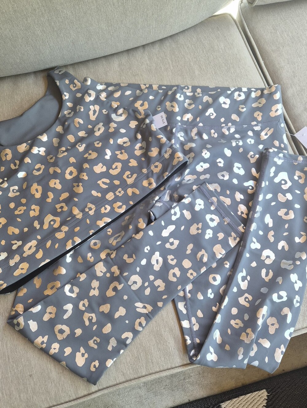 Terez Cheetah Matching Gym Set